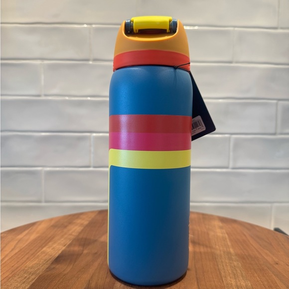 Owala Birthday Bash Dream On 32 oz Freesip - IN HAND - Picture 4 of 9